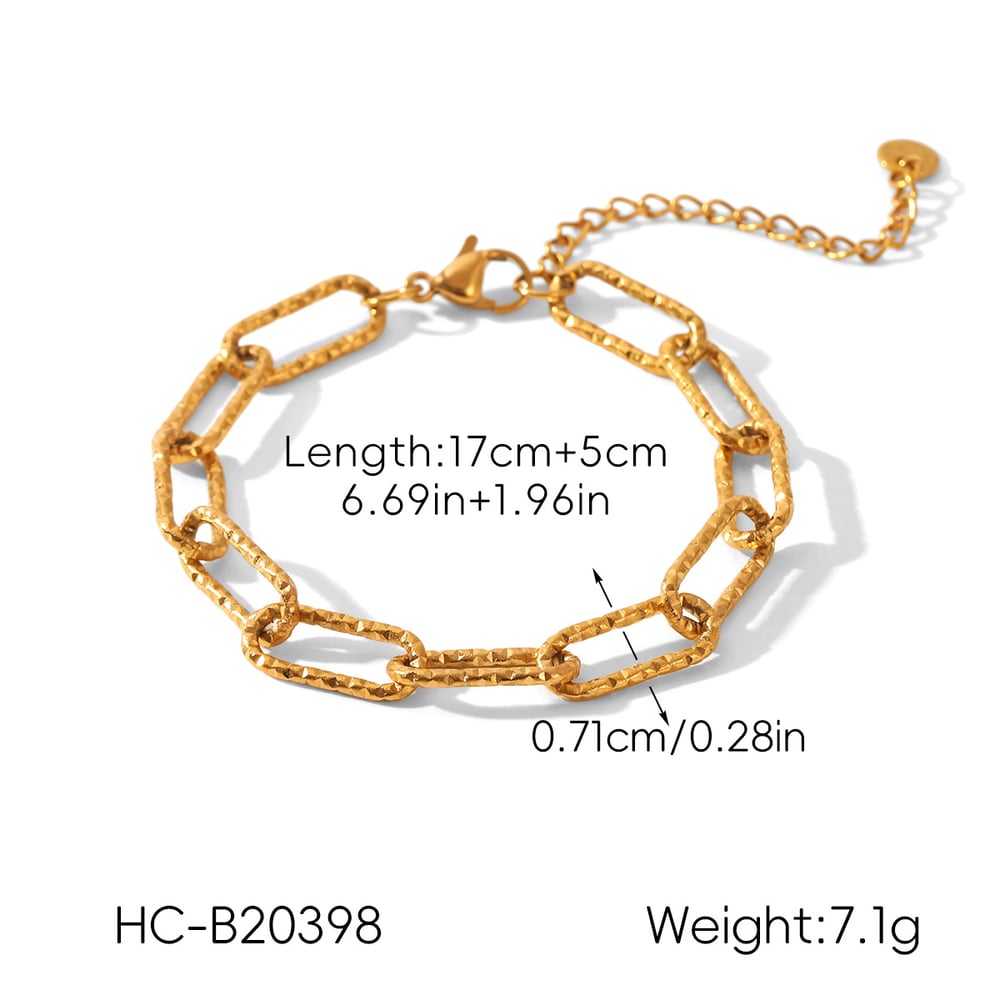 Daisy Gold Tone Chain Bracelet