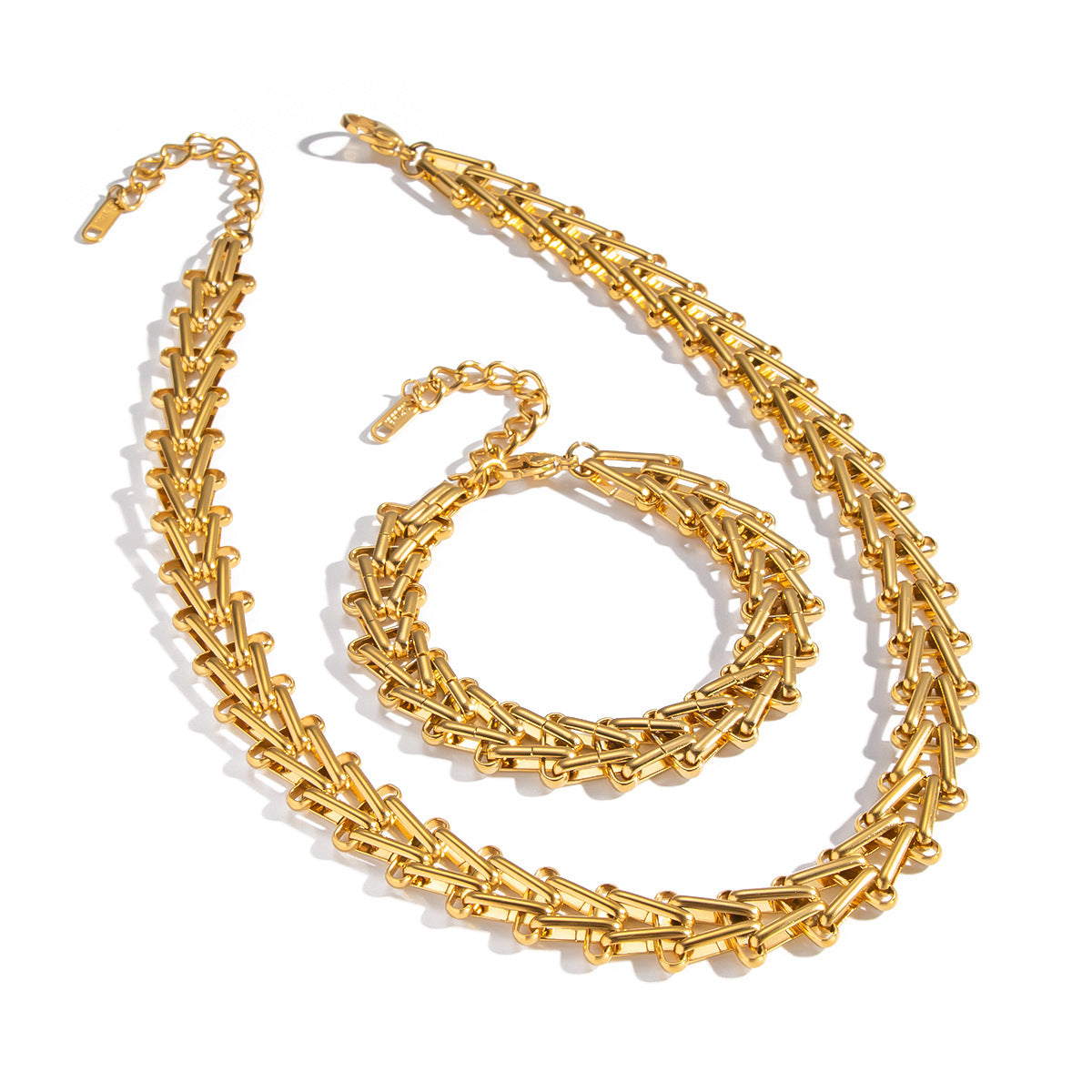 Bella Gold Tone Thick Chain Necklace