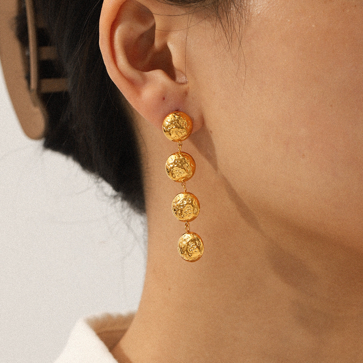 Evelyn Gold Hammer Pattern Round Dangle Earrings