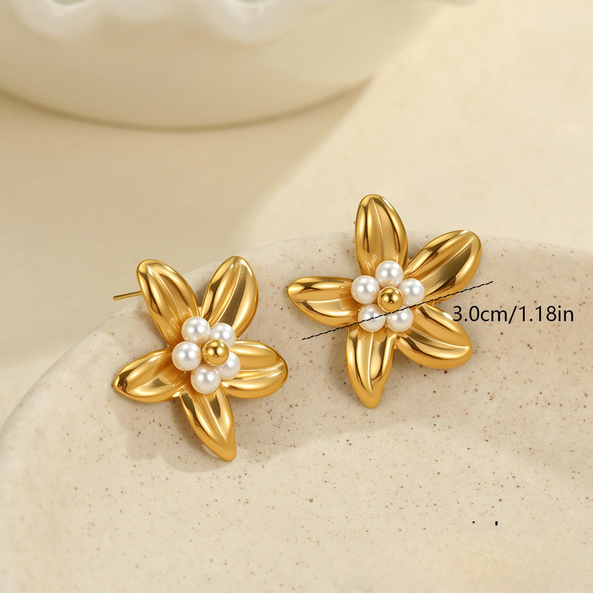 Kinsley Gold Tone Pearls Flower Earrings