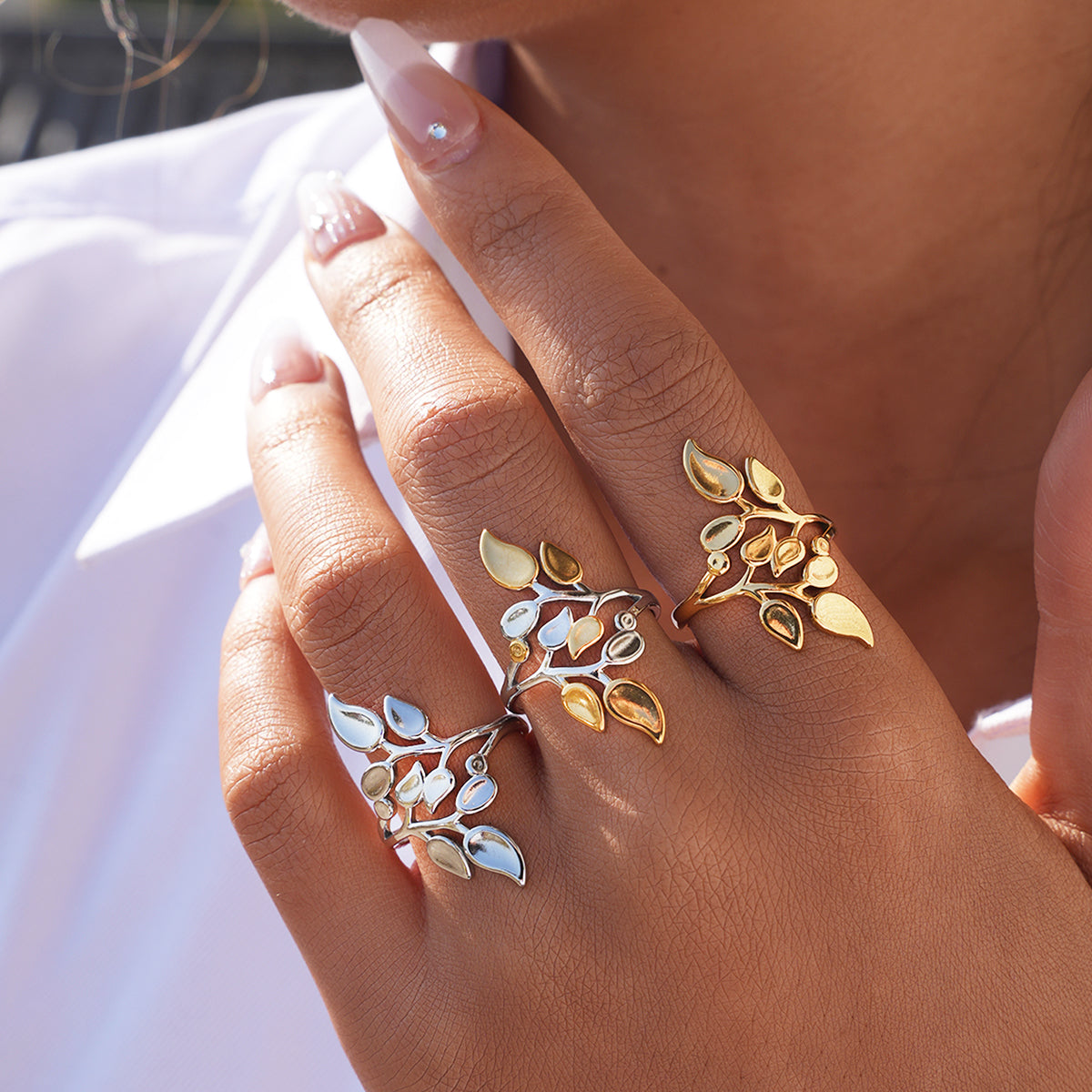 Aria Two Tone Leaves Ring