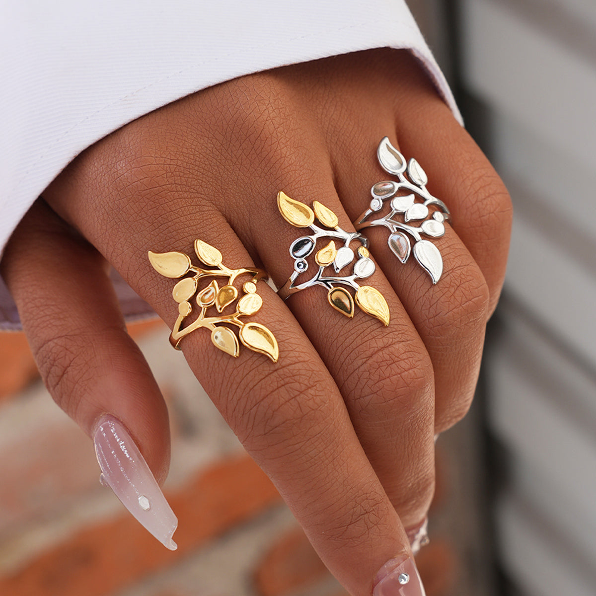 Aria Silver Tone Leaves Ring